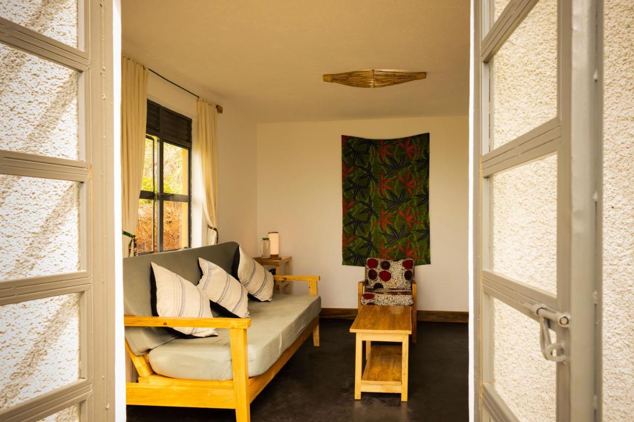 Isunga Lodge Kibale National Park Bagian luar foto
