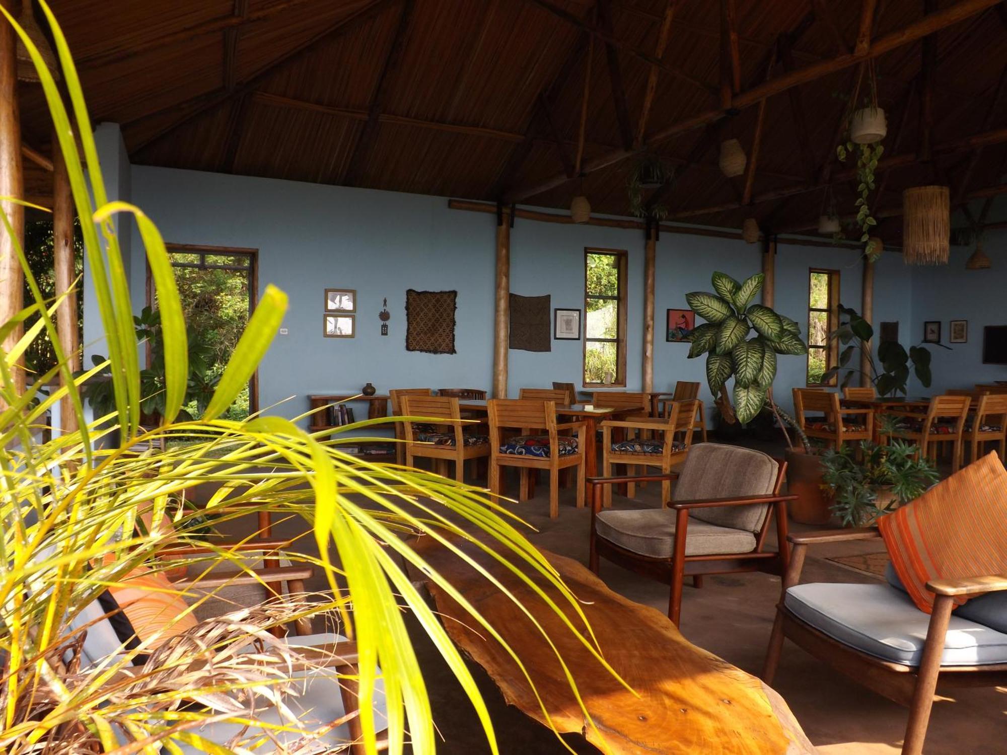 Isunga Lodge Kibale National Park Bagian luar foto